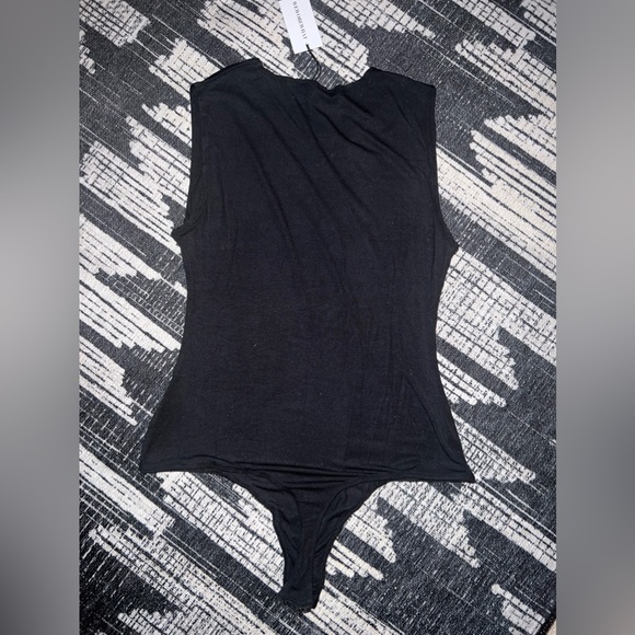 Soft bodysuit - Picture 2 of 3